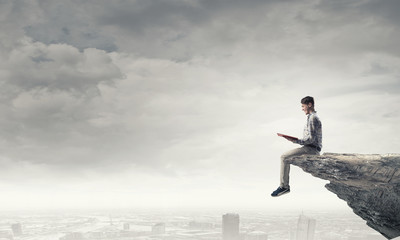 高铁站可以办临时身份证吗